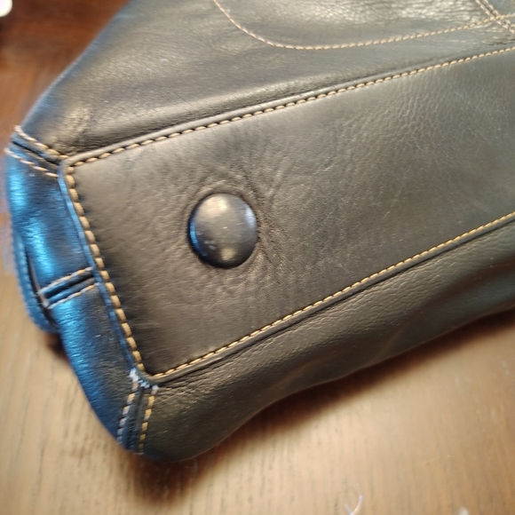 Lauren Conrad LC Black Leather Slouchy Soft Bag - Picture 13 of 14